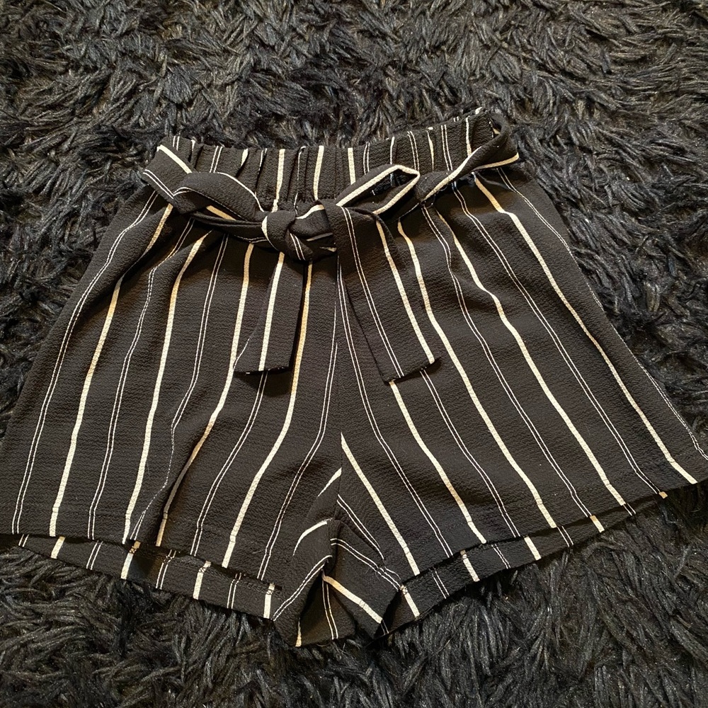 Wearever black and white stripped shorts